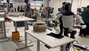 特斯拉旗下机器人“擎天柱”自行叠衣服，微美全息（WIMI.US）紧跟步伐提速构建人形机器人产业生态